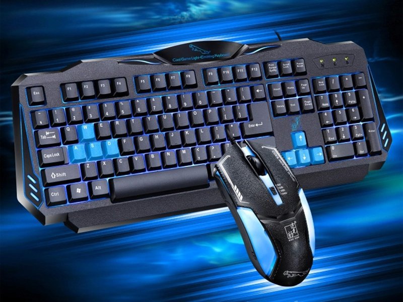 Backlit Gaming Keyboard with Gaming Mouse