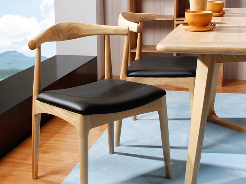 Elbow Replica Dining Chair