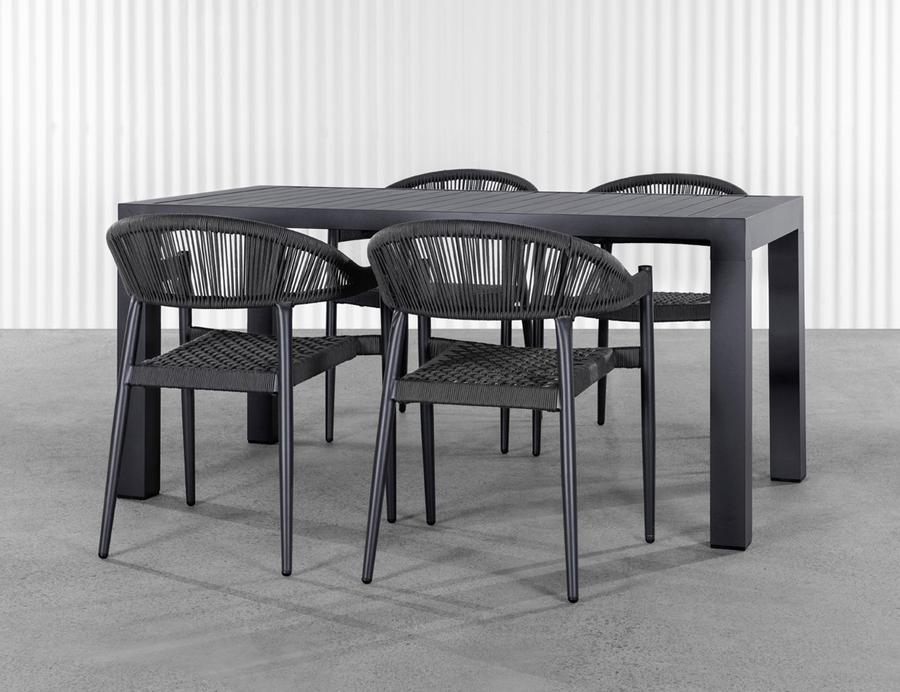 Cirrus Aluminium Outdoor Dining Table +4x Chair